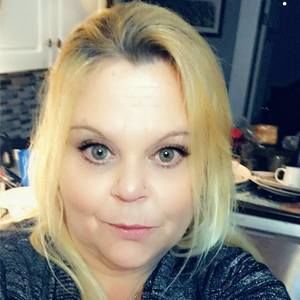 Meet your Posher, Sharon